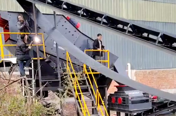 銑刨料篩破一體機(jī)